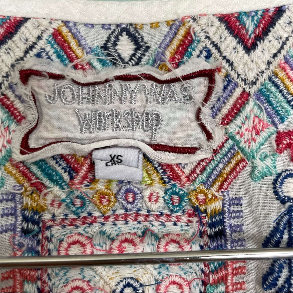 Johnny Was Workshop Shankara White Tank V Neck Embroider Size XS - Picture 6 of 11